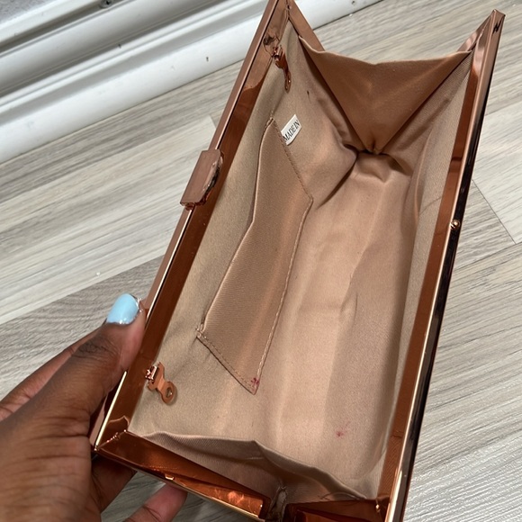 Womens Stylish Elegant Metallic Rose Gold Clutch Formal inside pocket Chic Sleek - Picture 9 of 12